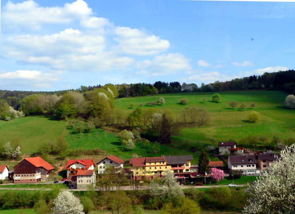 Hotel Gasthof Zur Krone 오버젠트 외부 사진