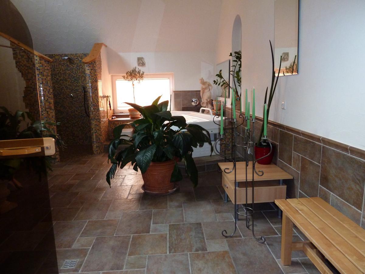 Hotel Gasthof Zur Krone 오버젠트 외부 사진